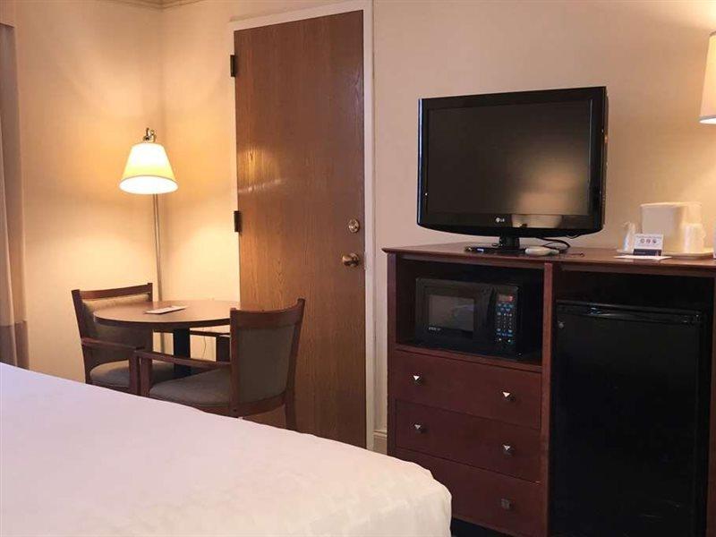 Clarion Hotel & Conference Center Toms River Dış mekan fotoğraf
